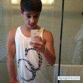Denis45, Chico de Pirané para Chicos en Agregame.