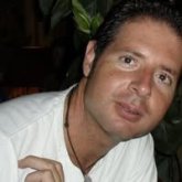 Mujeres de entre 30 y 50 años de