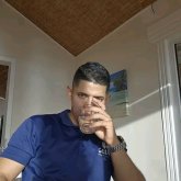 Trabajador. Busco ah alguien con metas,