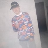 Estudiante. Busco pareja. Mujer joven