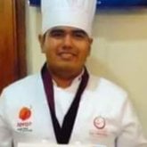 Empleado. Busco pareja. Busco mujer que