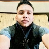 Busco pareja. Chica. Trabajo.