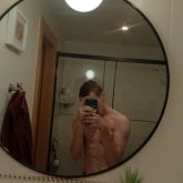 Estudiante. Nuevas amistades. Normal y