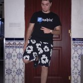 Busco una mujer guapa. Quiero chicas