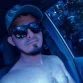 Busco ligar. Mujeres. Hombre trabajador.