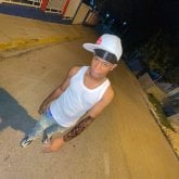 Estudiante. Una persona que me comprenda