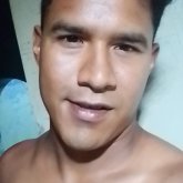 Busco: Chica interesante , buena y mala a la vez.Me defino: