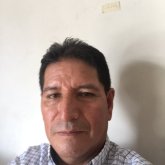 Busco hacer amistades. Amigas. Un hombre