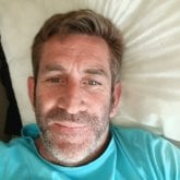 Disfruta la puerta de la cocina. Manuel