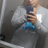 Mujeres de 20 a 60.. Mido 1.87, uso