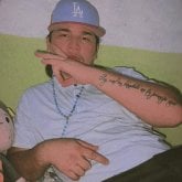 Busca chica de compañia, vivo solo sin