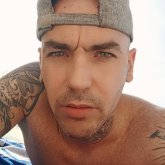 Mozo de almazen. Conocer y charlar.