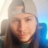 Mi WhatsApp 32516454079.