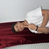 Busco pareja. Una mujer soltera. Hola