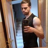 Inversor. Busco ligar. Mujeres entre 18