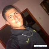 Encuentra Hombres solteros en Balzar