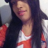 Desempleada. Relacion seria con buenos