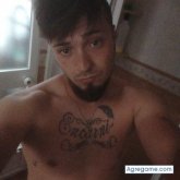 Busco pareja. Chica. Alegre. Deporte.