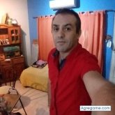 Busco: una mujerMe defino: honesto, transparente, padre,