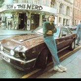 MUJER MADURA DE EDAD. Hombre alegre y