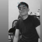 Estudiante. Busco pareja. Conocer.