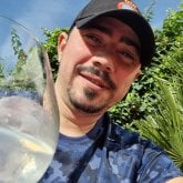 Soltero,1,64,moreno ojos verdemarrones.