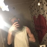 Camarero. Busco pareja.