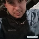 Busco pareja. Mujer. Hombre. Mujeres.