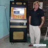 Peón rural criansero. Busco pareja.