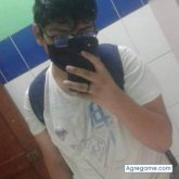 Estudiante. Busco pareja.