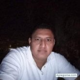 Busco conocer gente. Conocer personas.