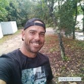 Busco hacer amistades. A alguien en