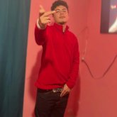 Busco pareja. Mujeres. Un caballero.