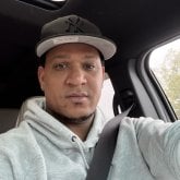 Una relación algo estable. Una personas