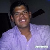 Encuentra Hombres solteros en Huanguelén