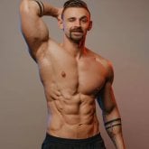 Busco chicas lindas. Soy soltero busco