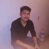 Una mujer 18 en adelante. Sin cadena