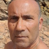 Busco pareja. A alguien interesante  y