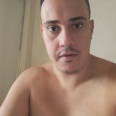 Estudio. Estoy buscando mujer. Ver