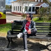 Profesor. Busco pareja. Busco mujeres.