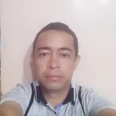 Busco pareja. Una mujer. Alegré,