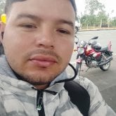 Busco conocer gente. Alguna aventura.