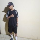 Mujer mayor de edad. Soy un chico con