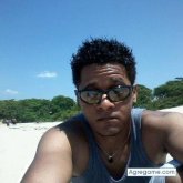 Universitario. Busco pareja. Busco una