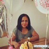 Me defino: Mujer trabajadora, cariñosa,