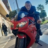 Encuentra Hombres solteros en Massanassa