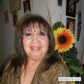 Mujer emilita de Lima