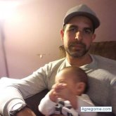 Busco pareja. Mujer. Hombre. Todo.