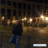 Robert_Sirvi chico soltero en Parla