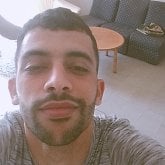 Yo busco con una mujer. Yo soy chico